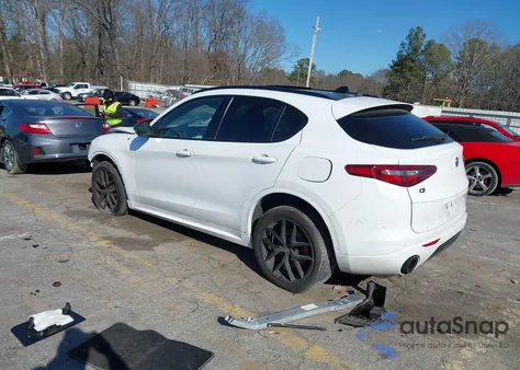 2020 Alfa Romeo Stelvio Ti Sport Awd z USA, uszkodzony, nr VIN ZASPAKBN8L7C73495